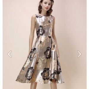 Jacquard dress, large, never worn